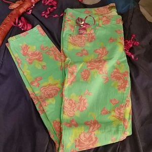 Celebrity Pink Skinny's